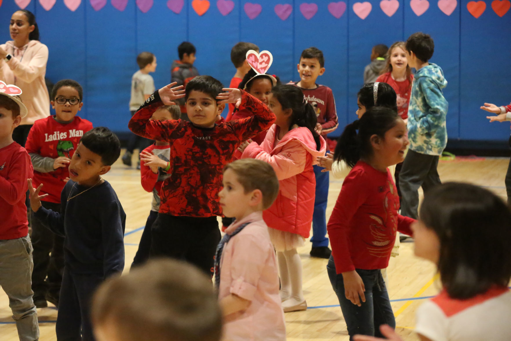 Marsh School dance and jump rope contest